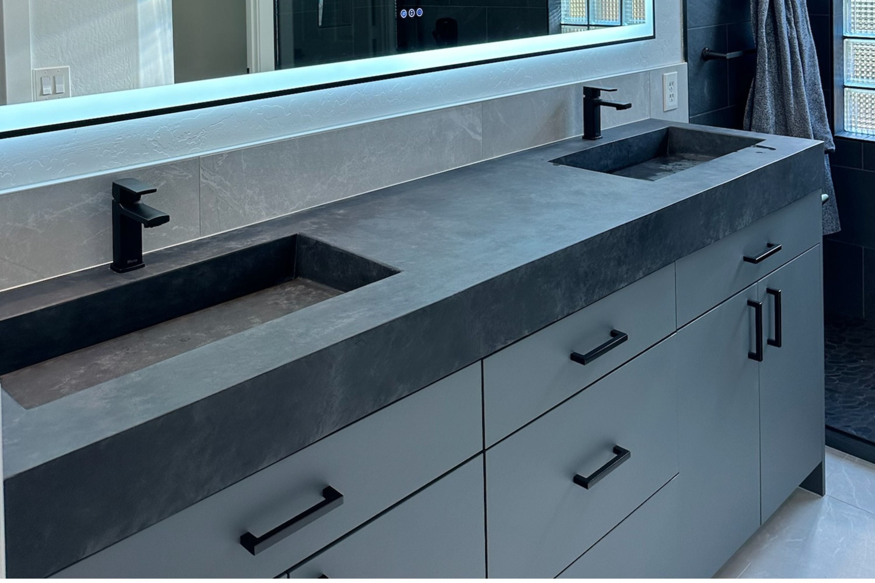 Double Sinks